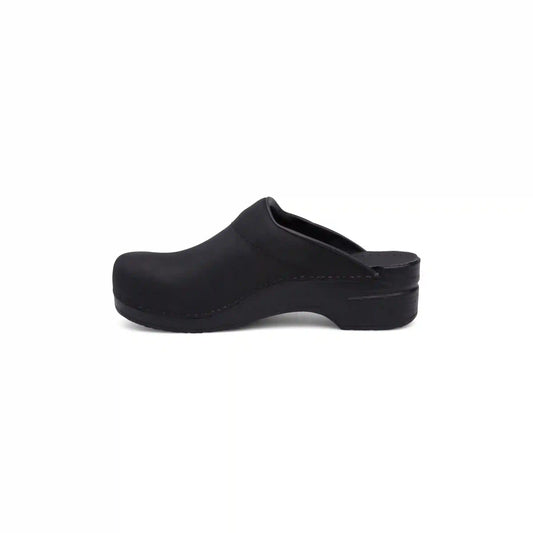 Karl Black Oiled